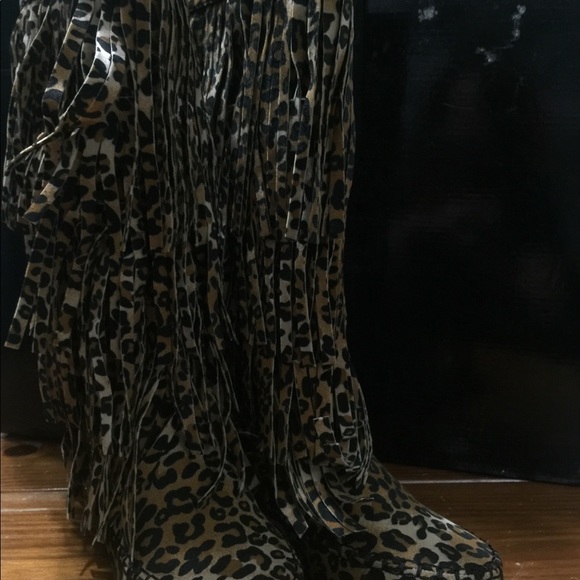 5.5 available. Leopard print fringe tall boots. - Picture 5 of 9